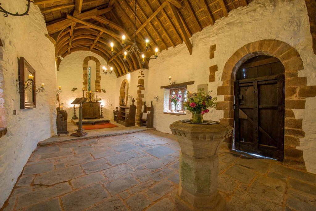 Das Langley Bickleigh Castle Hotel aus dem 14. Jahrhundert im Vereinigten Königreich