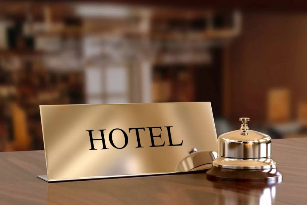 how to take advantage of hotel discounts