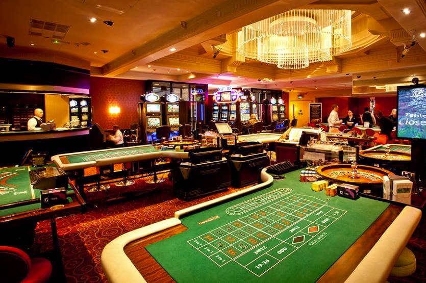 emoción y casinos en hoteles del Reino Unido